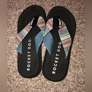 Women's Rocket Dog Size 7 Flip Flops